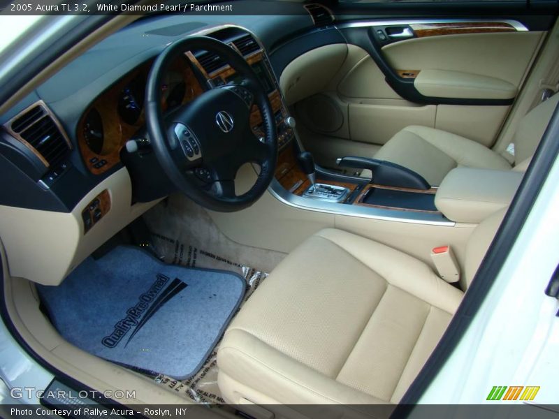 White Diamond Pearl / Parchment 2005 Acura TL 3.2