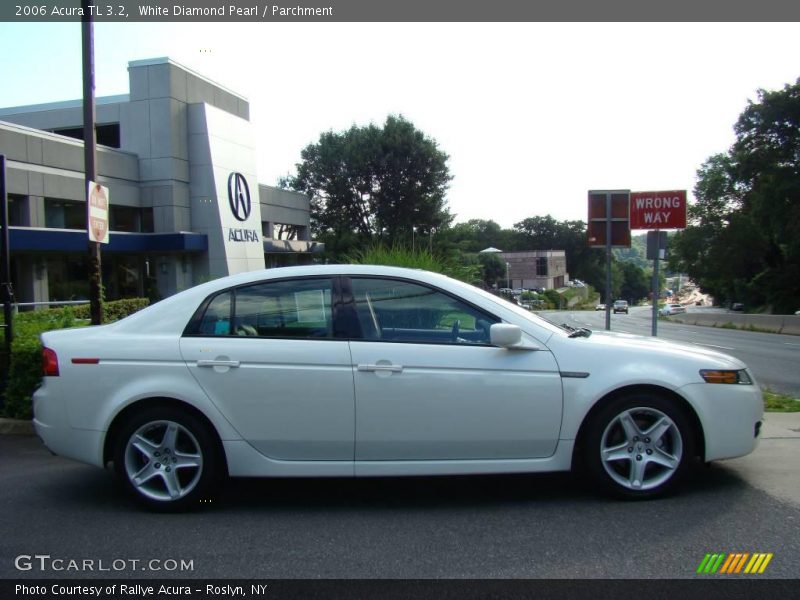 White Diamond Pearl / Parchment 2006 Acura TL 3.2