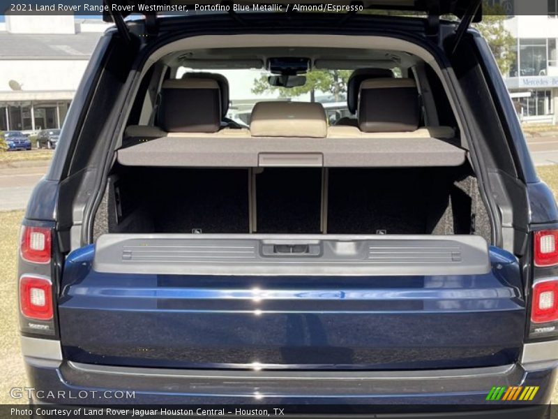 Portofino Blue Metallic / Almond/Espresso 2021 Land Rover Range Rover Westminster