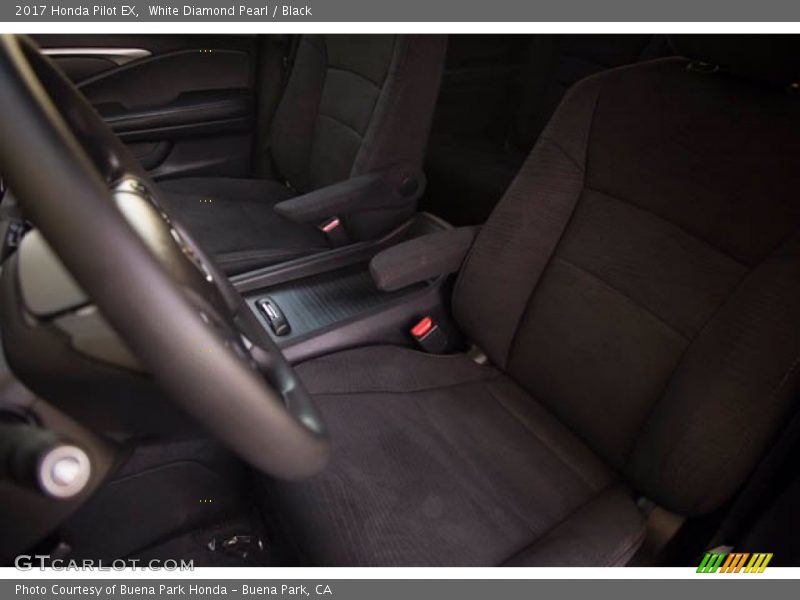 White Diamond Pearl / Black 2017 Honda Pilot EX