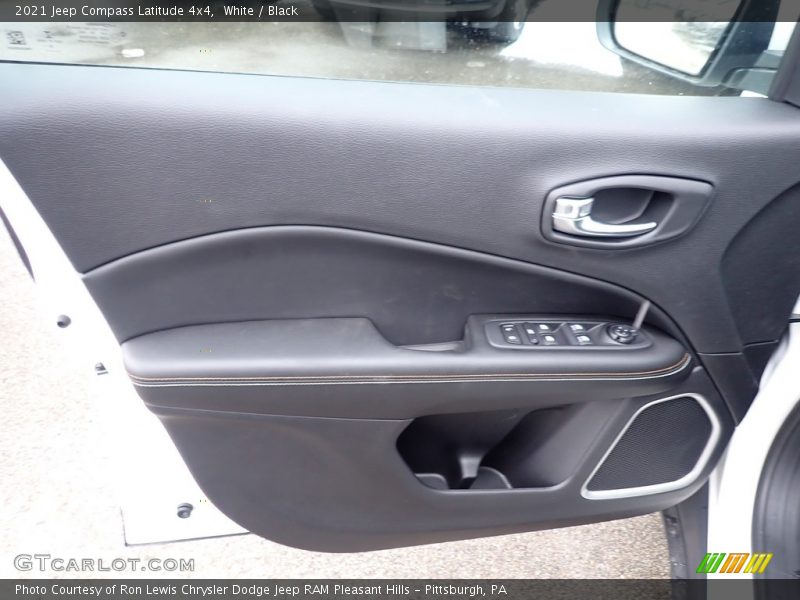 White / Black 2021 Jeep Compass Latitude 4x4