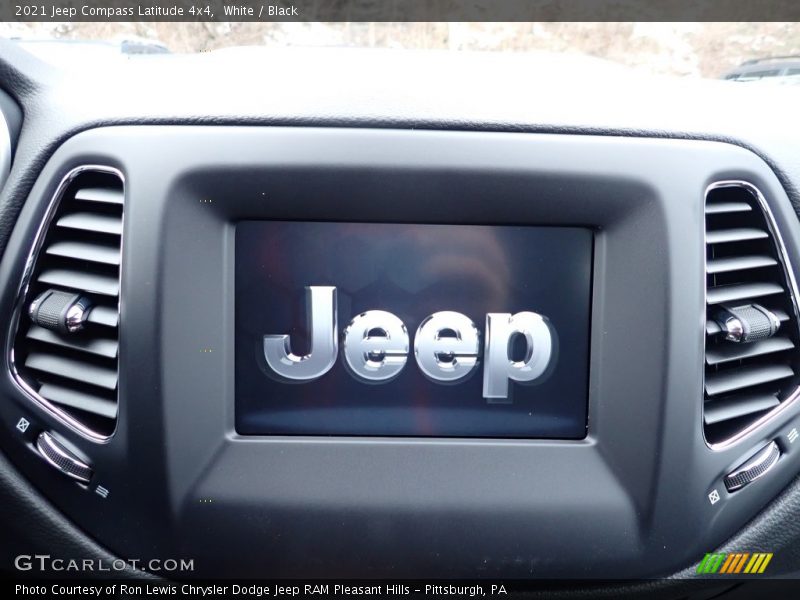 White / Black 2021 Jeep Compass Latitude 4x4