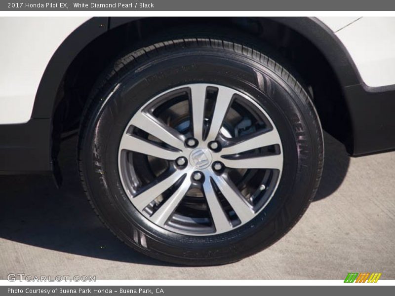 White Diamond Pearl / Black 2017 Honda Pilot EX
