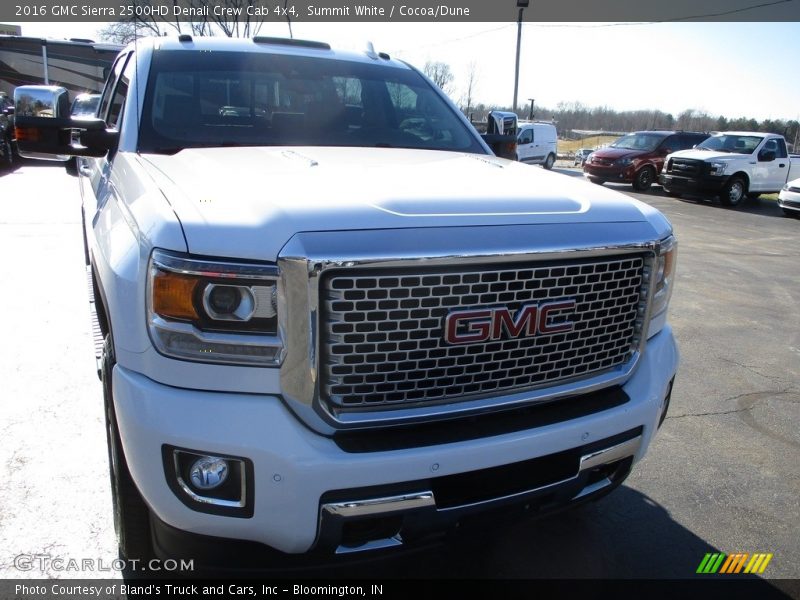 Summit White / Cocoa/Dune 2016 GMC Sierra 2500HD Denali Crew Cab 4x4