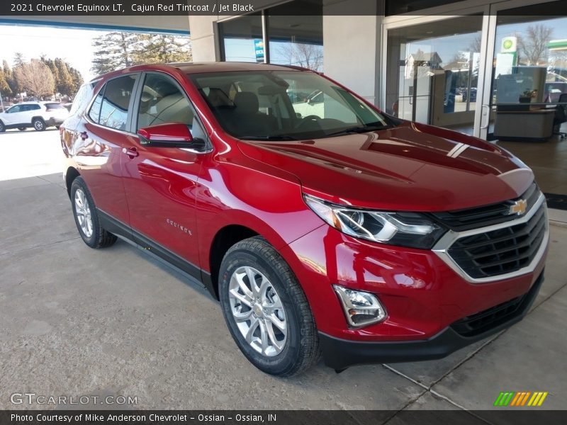 Front 3/4 View of 2021 Equinox LT