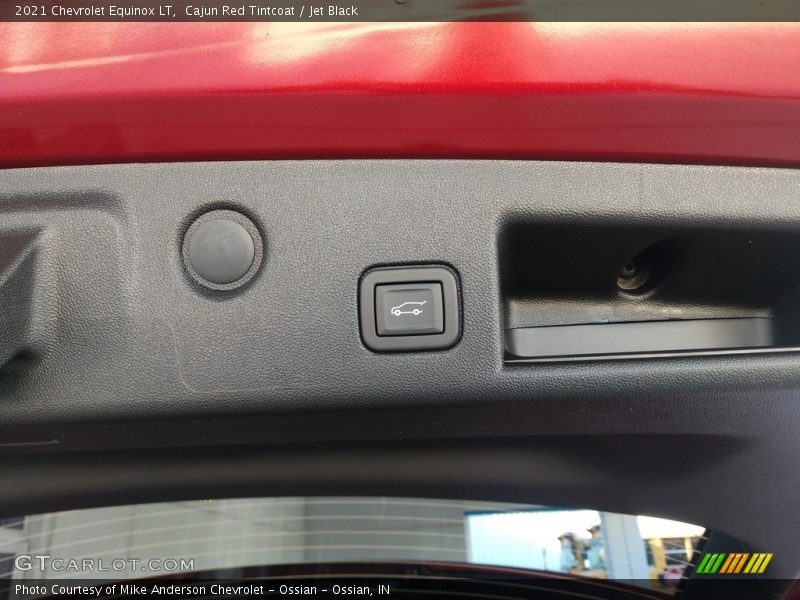 Cajun Red Tintcoat / Jet Black 2021 Chevrolet Equinox LT