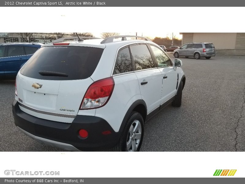 Arctic Ice White / Black 2012 Chevrolet Captiva Sport LS