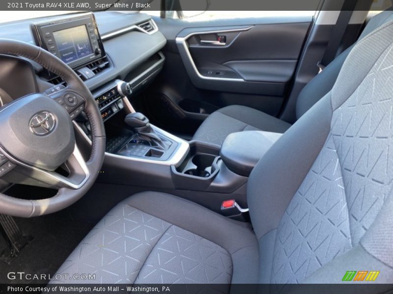 Super White / Black 2021 Toyota RAV4 XLE AWD