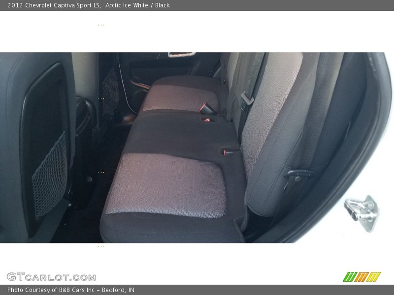 Arctic Ice White / Black 2012 Chevrolet Captiva Sport LS