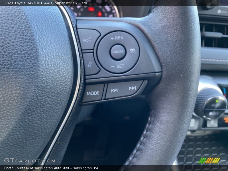 Super White / Black 2021 Toyota RAV4 XLE AWD