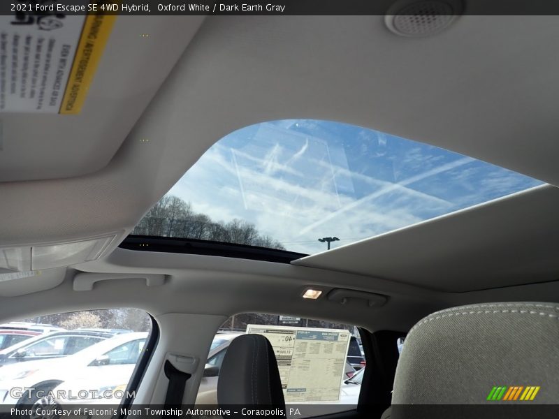 Oxford White / Dark Earth Gray 2021 Ford Escape SE 4WD Hybrid