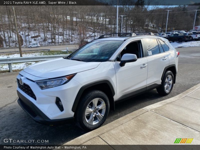 Super White / Black 2021 Toyota RAV4 XLE AWD