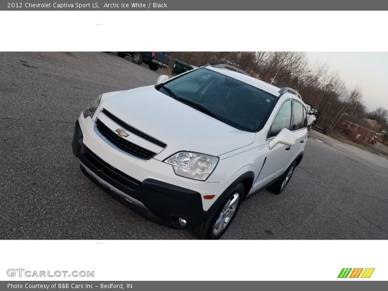Arctic Ice White / Black 2012 Chevrolet Captiva Sport LS