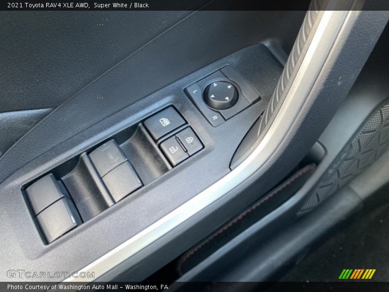 Super White / Black 2021 Toyota RAV4 XLE AWD