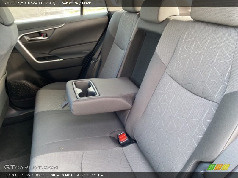 Super White / Black 2021 Toyota RAV4 XLE AWD