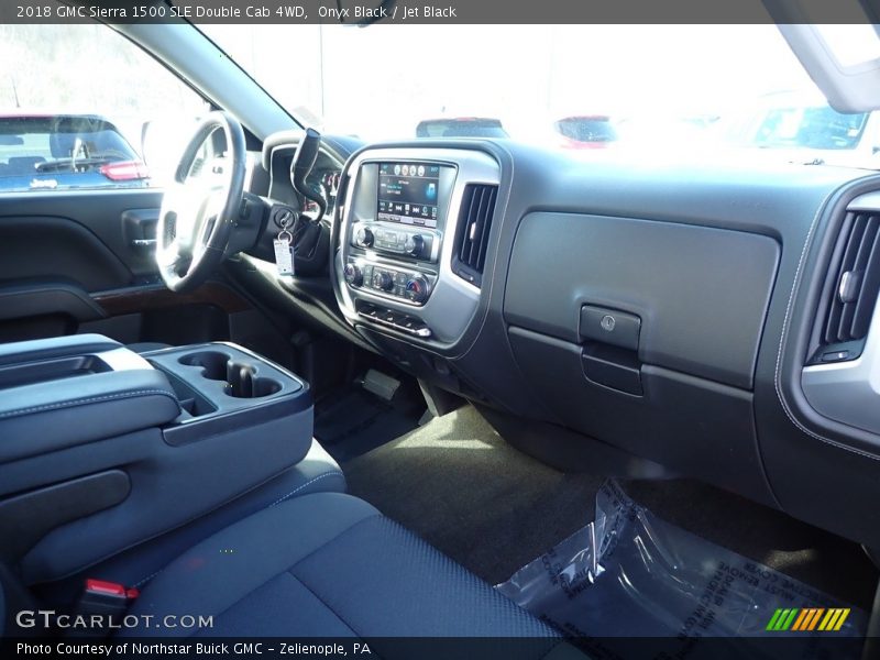 Onyx Black / Jet Black 2018 GMC Sierra 1500 SLE Double Cab 4WD