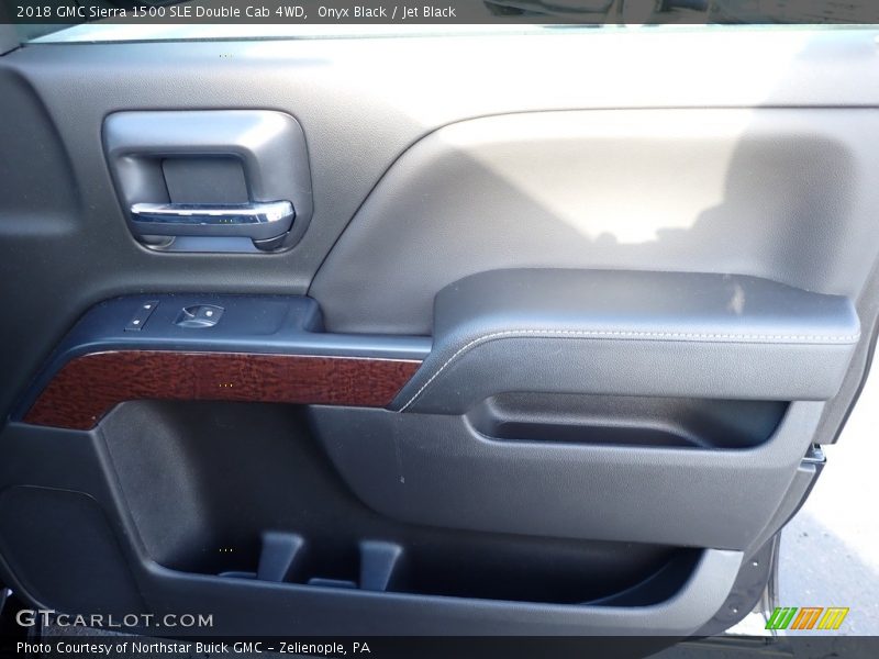 Onyx Black / Jet Black 2018 GMC Sierra 1500 SLE Double Cab 4WD