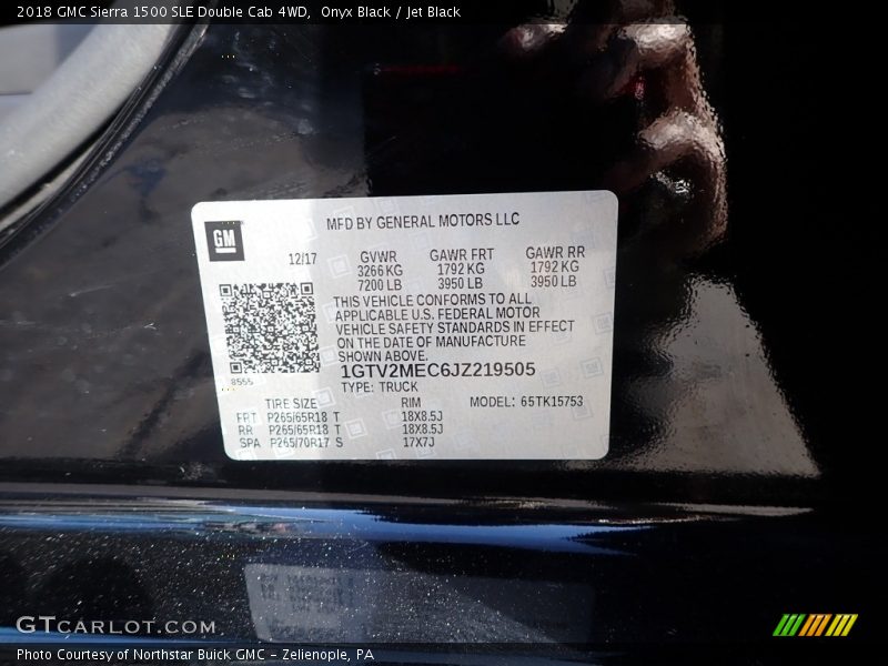 Onyx Black / Jet Black 2018 GMC Sierra 1500 SLE Double Cab 4WD