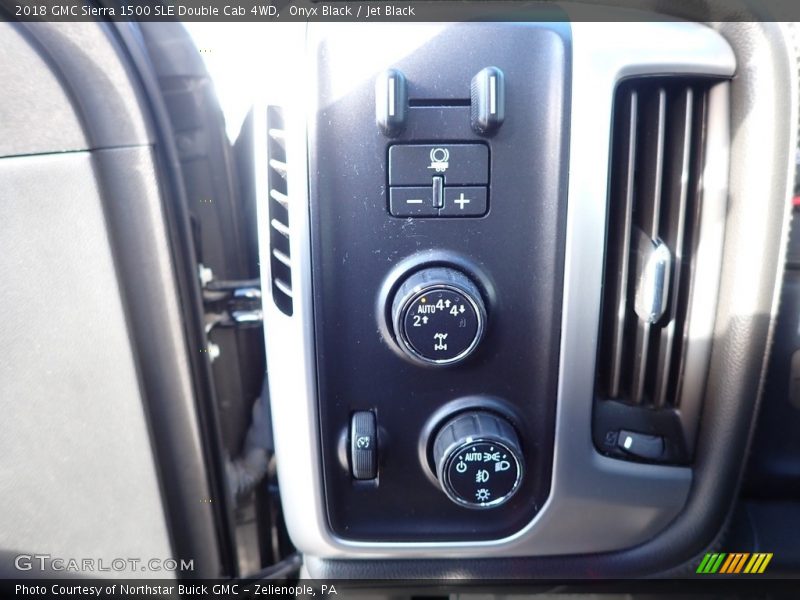 Onyx Black / Jet Black 2018 GMC Sierra 1500 SLE Double Cab 4WD