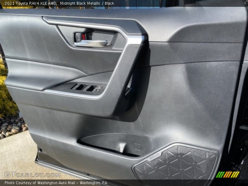 Midnight Black Metallic / Black 2021 Toyota RAV4 XLE AWD