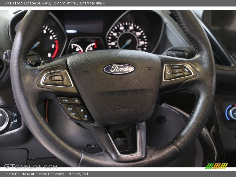 Oxford White / Charcoal Black 2018 Ford Escape SE 4WD