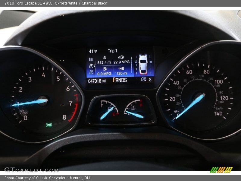 Oxford White / Charcoal Black 2018 Ford Escape SE 4WD