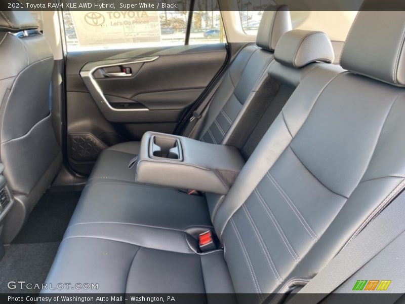 Super White / Black 2021 Toyota RAV4 XLE AWD Hybrid