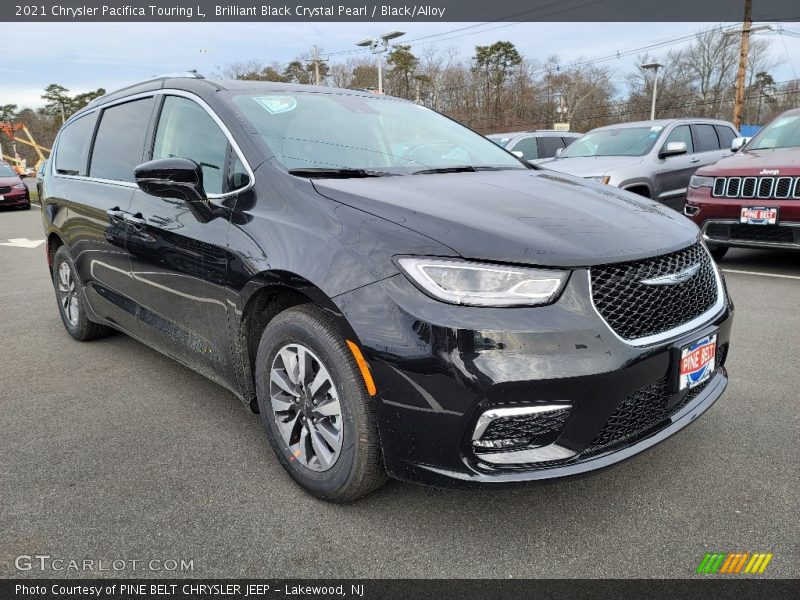 Brilliant Black Crystal Pearl / Black/Alloy 2021 Chrysler Pacifica Touring L