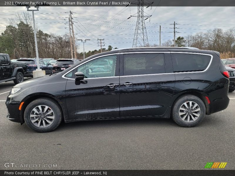  2021 Pacifica Touring L Brilliant Black Crystal Pearl