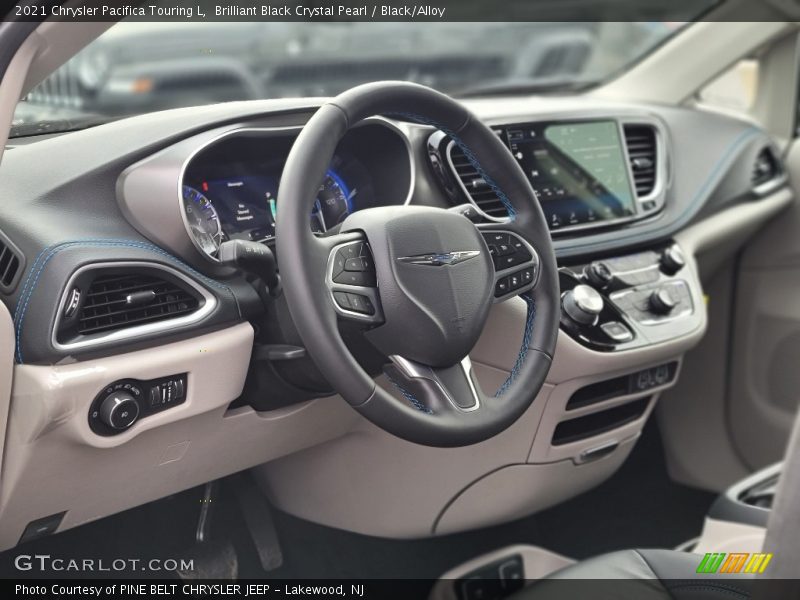 Brilliant Black Crystal Pearl / Black/Alloy 2021 Chrysler Pacifica Touring L