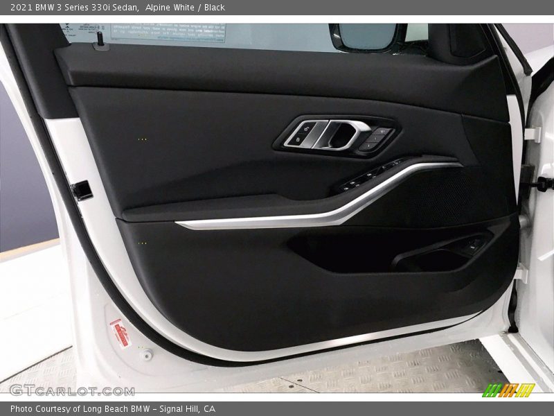 Alpine White / Black 2021 BMW 3 Series 330i Sedan