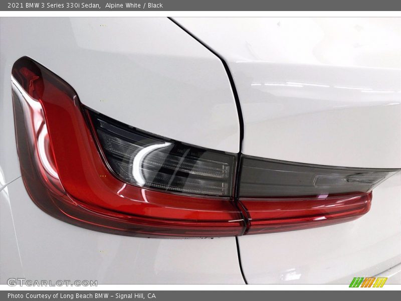 Alpine White / Black 2021 BMW 3 Series 330i Sedan