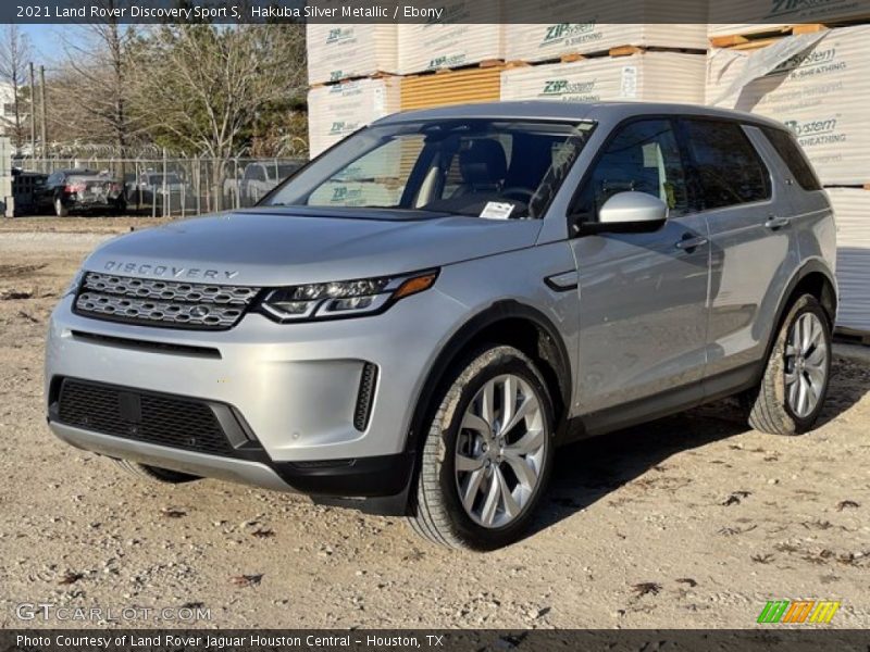 Front 3/4 View of 2021 Discovery Sport S