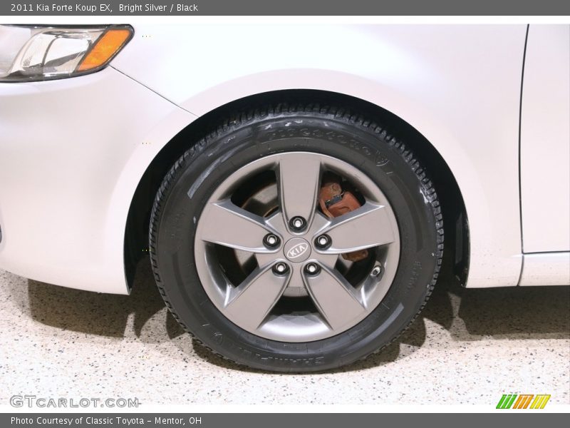 Bright Silver / Black 2011 Kia Forte Koup EX