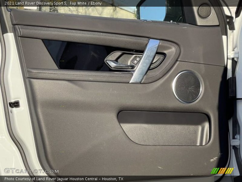 Fuji White / Ebony 2021 Land Rover Discovery Sport S