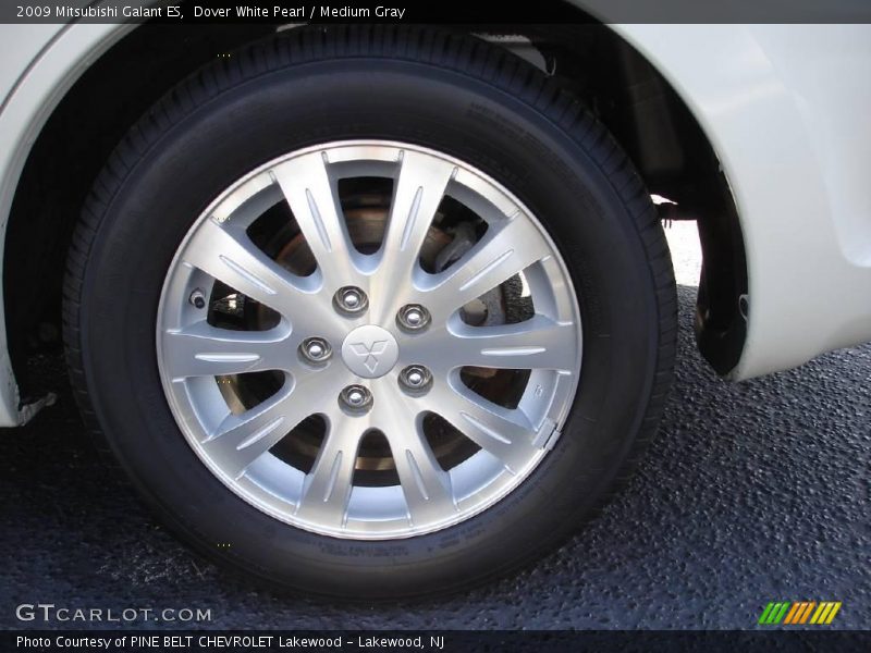Dover White Pearl / Medium Gray 2009 Mitsubishi Galant ES