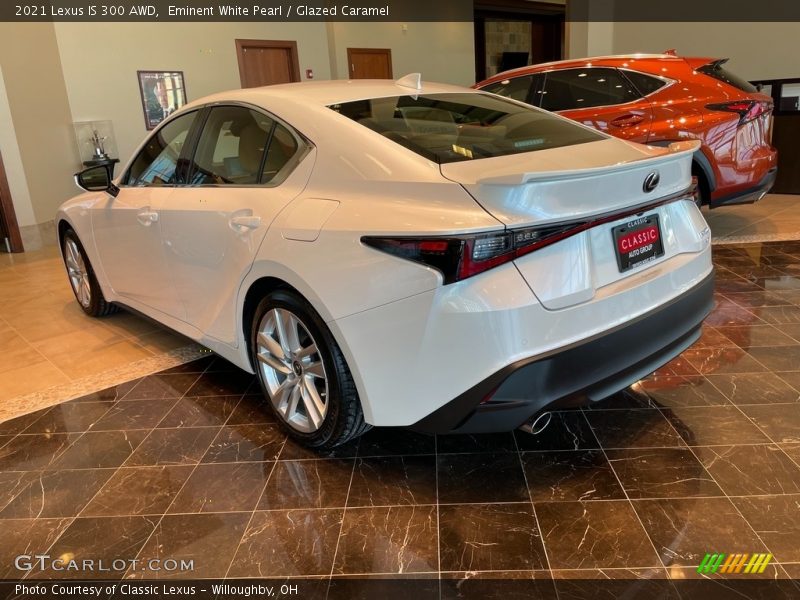 Eminent White Pearl / Glazed Caramel 2021 Lexus IS 300 AWD