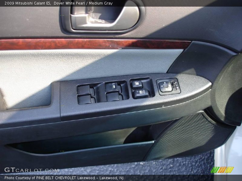 Dover White Pearl / Medium Gray 2009 Mitsubishi Galant ES