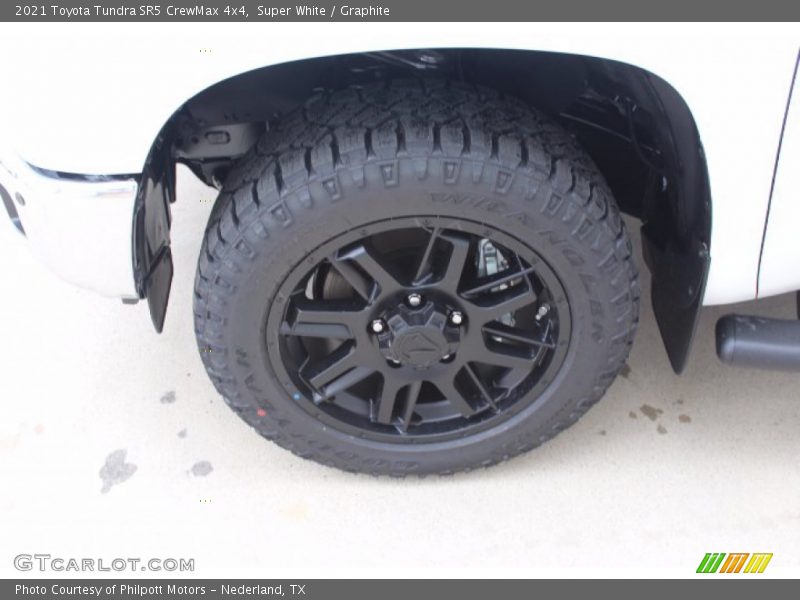 Super White / Graphite 2021 Toyota Tundra SR5 CrewMax 4x4