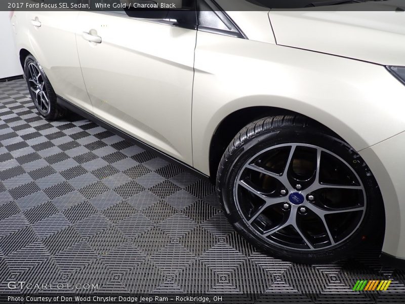 White Gold / Charcoal Black 2017 Ford Focus SEL Sedan