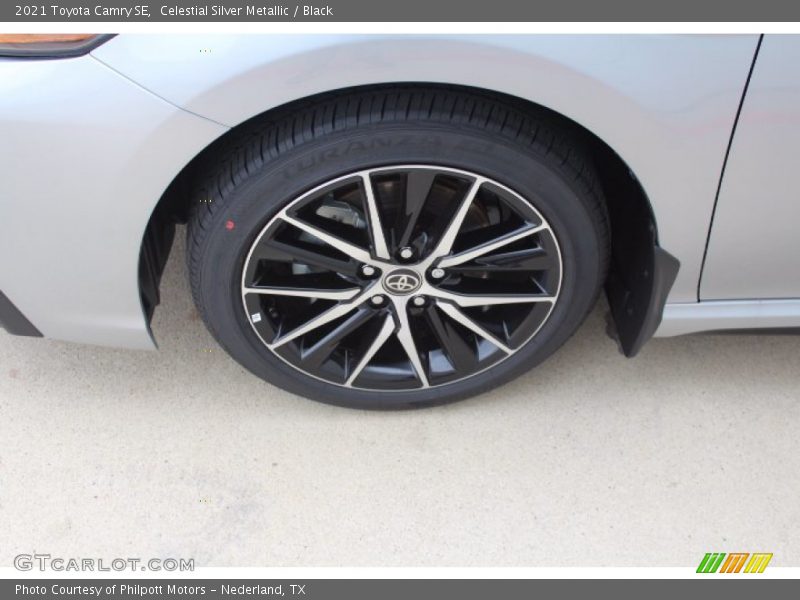 Celestial Silver Metallic / Black 2021 Toyota Camry SE