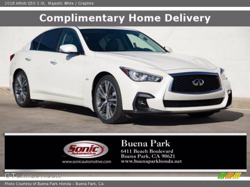 Majestic White / Graphite 2018 Infiniti Q50 3.0t