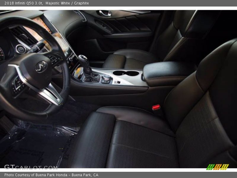 Majestic White / Graphite 2018 Infiniti Q50 3.0t