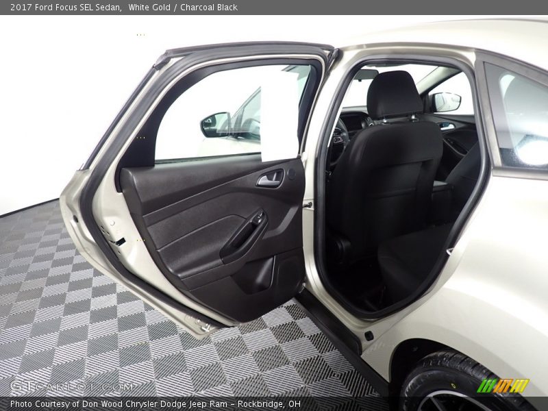 White Gold / Charcoal Black 2017 Ford Focus SEL Sedan