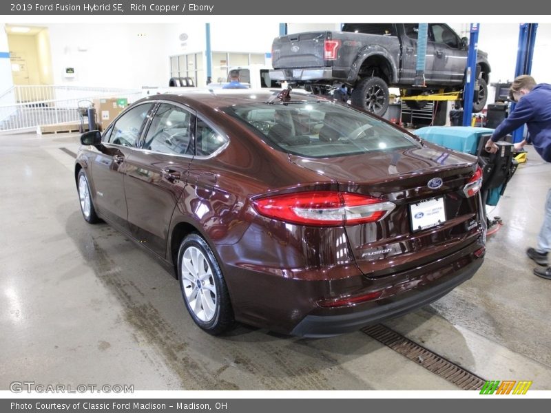 Rich Copper / Ebony 2019 Ford Fusion Hybrid SE