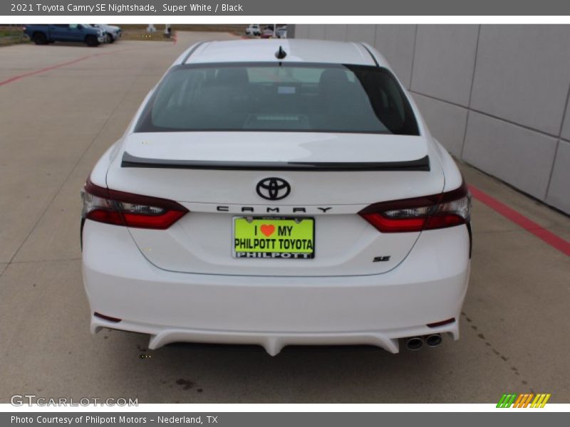 Super White / Black 2021 Toyota Camry SE Nightshade