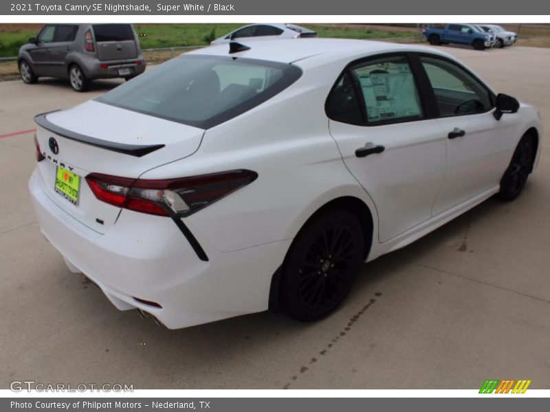Super White / Black 2021 Toyota Camry SE Nightshade