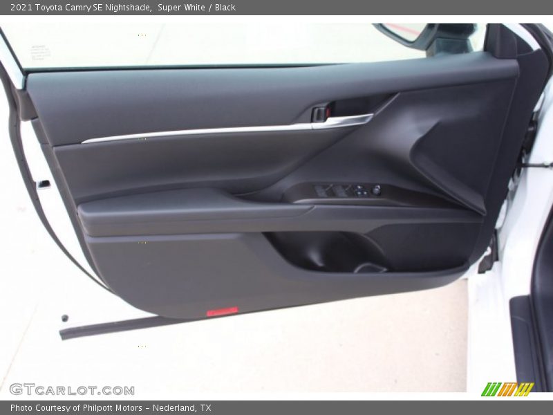 Super White / Black 2021 Toyota Camry SE Nightshade