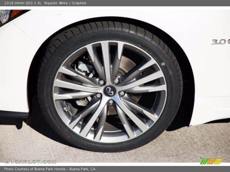 Majestic White / Graphite 2018 Infiniti Q50 3.0t