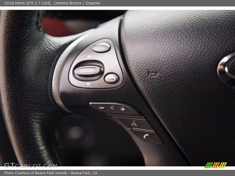  2018 Q70 3.7 LUXE Steering Wheel